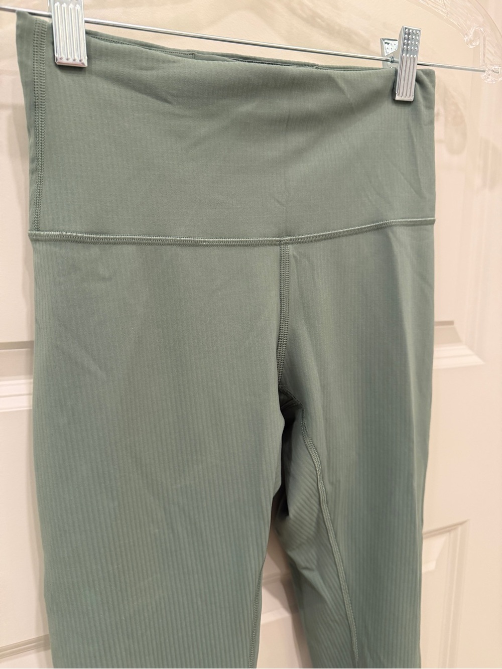 lululemon athletica Sage Green High-Rise Leggings - Picture 5 of 6